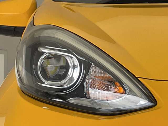 トヨタ アクア クロスオーバー グラム 愛知県 2019(令1)年 4.1万km イエロー トヨタセーフティセンス/純正9型ナビ/バックカメラ/シートヒーター/ハーフレザーシート/純正アルミホイール/純正フロアマット/ルーフレール/LEDヘッドライト/オートマチックハイビーム/ドライブレコーダー/ETC/衝突軽減システム/フルセグ/CD DVD/Bluetooth/ステアリングスイッチ/スマートキー/プッシュスタート