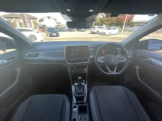 フォルクスワーゲン ＶＷ Ｔ－ロック TDI スタイル 栃木県 2024(令6)年 1.2万km 青 デジタルメーター/ナビ/バックカメラ/ETC/Applecarplay/ACC/レーンキープアシスト/ブラインドスポット/フロントアシスト/パークディスタンス/パワーテールゲート/LEDヘッドライト/ワイヤレスチャージ/ハーフレザー