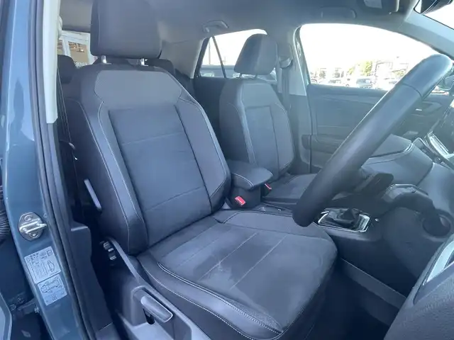 フォルクスワーゲン ＶＷ Ｔ－ロック TDI スタイル 栃木県 2024(令6)年 1.2万km 青 デジタルメーター/ナビ/バックカメラ/ETC/Applecarplay/ACC/レーンキープアシスト/ブラインドスポット/フロントアシスト/パークディスタンス/パワーテールゲート/LEDヘッドライト/ワイヤレスチャージ/ハーフレザー