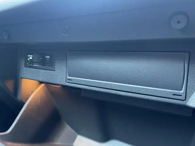 フォルクスワーゲン ＶＷ Ｔ－ロック TDI スタイル 栃木県 2024(令6)年 1.2万km 青 デジタルメーター/ナビ/バックカメラ/ETC/Applecarplay/ACC/レーンキープアシスト/ブラインドスポット/フロントアシスト/パークディスタンス/パワーテールゲート/LEDヘッドライト/ワイヤレスチャージ/ハーフレザー