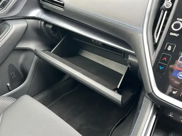 スバル レヴォーグ 1．8GT－H EX 東京都 2021(令3)年 0.6万km マグネタイトグレーメタリック ワンオーナー/純正11.6インチセンターインフォメーションディスプレイナビ/ラジオ/USB/Bluetooth/AppleCarPlay/Android Auto/AUX/フルセグTV/バック/フロント/サイドカメラ/前方ドライブレコーダー/ETC2.0/スマートリヤビューミラー/アイサイトX/全車速追従機能付クルーズコントロール/プリクラッシュブレーキ/エマージェンシーレーンキープアシスト/先行車発進お知らせ機能/車線逸脱防止機能/コーナーセンサー/電動パーキングブレーキ/オートブレーキホールド/パワーリヤゲート/前席パワーシート(運手席シートメモリー)/全席シートヒーター/革巻きステアリング/ステアリングスイッチ/純正18インチアルミホイール/純正フロアマット/純正ラゲッジマット/LEDヘッドライト/LEDフォグランプ/新車時保証書/取扱説明書/スペアキー/記録簿