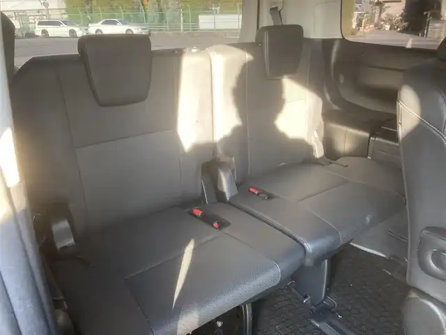 トヨタ エスクァイア Gi 埼玉県 2014(平26)年 14.4万km スパークリングブラックパールクリスタルシャイン (株)IDOMが運営する【じしゃロン鳩ヶ谷店】の自社ローン対象車両になります。こちらは現金ご利用時の価格です。自社ローンご希望の方は別途その旨お申付け下さい。/登録時143107km/純正SDナビ(品番:NSZT-Y64T)/フルセグTV/バックカメラ/両側パワースライドドア/ワンタッチオートスライドドア/クルーズコントロール/キャプテンシート/ウォークスルー/前席シートヒーター/ETC/ウッドコンビステアリング/ステアリングスイッチ/デュアルエアコン/TRDフロントグリル/プッシュスタート/スマートキー/アイドリングストップ/オートハイビーム/ドライブモード/横滑り防止/リアクーラースイッチ/自動防眩ミラー/社外17インチAW/電動格納機能付きウインカーミラー