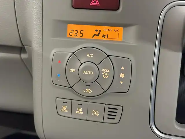 スズキ ラパン L 三重県 2024(令6)年 0.6万km オフブルーM ガソリン/FF/インパネCVT/カロッツェリア 7インチナビ AVIC-RW821-D/（FM/AM/TV/CD/DVD/Bluetooth/SD/USB/iPod/HDMI）/安全装備/・デュアルカメラブレーキサポート/・車線逸脱警報機能/・ふらつき警報機能/・誤発進抑制機能/・後方誤発進抑制機能/・リヤパーキングセンサー/・後退時ブレーキサポート/・標識認識機能（車両進入禁止、はみ出し通行禁止、最高速度、一時停止）/・ハイビームアシスト/など/装備/・シートヒーター（D）/・オートエアコン/・オートライトシステム/・LEDヘッドライト（ハイ/ロー）/・プッシュスタート/・ステアリングスイッチ/・電動格納ドアミラー/・純正ホイールキャップ＆14インチスチールホイール/・保/・スマートキーx1/など