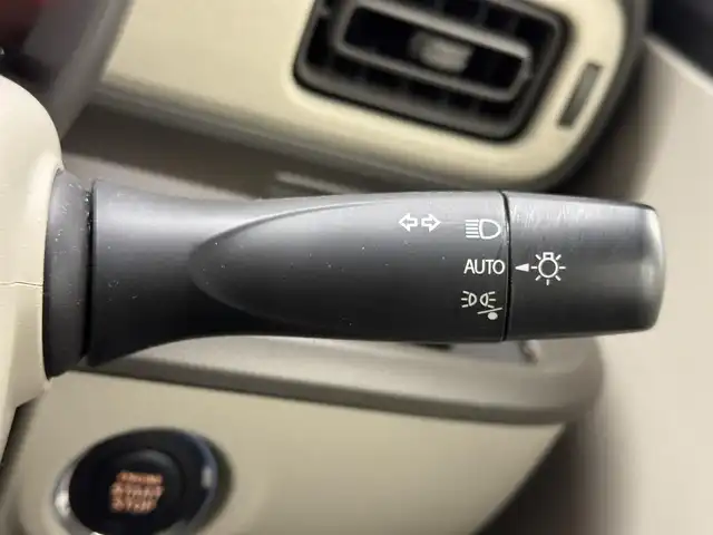 スズキ ラパン L 三重県 2024(令6)年 0.6万km オフブルーM ガソリン/FF/インパネCVT/カロッツェリア 7インチナビ AVIC-RW821-D/（FM/AM/TV/CD/DVD/Bluetooth/SD/USB/iPod/HDMI）/安全装備/・デュアルカメラブレーキサポート/・車線逸脱警報機能/・ふらつき警報機能/・誤発進抑制機能/・後方誤発進抑制機能/・リヤパーキングセンサー/・後退時ブレーキサポート/・標識認識機能（車両進入禁止、はみ出し通行禁止、最高速度、一時停止）/・ハイビームアシスト/など/装備/・シートヒーター（D）/・オートエアコン/・オートライトシステム/・LEDヘッドライト（ハイ/ロー）/・プッシュスタート/・ステアリングスイッチ/・電動格納ドアミラー/・純正ホイールキャップ＆14インチスチールホイール/・保/・スマートキーx1/など