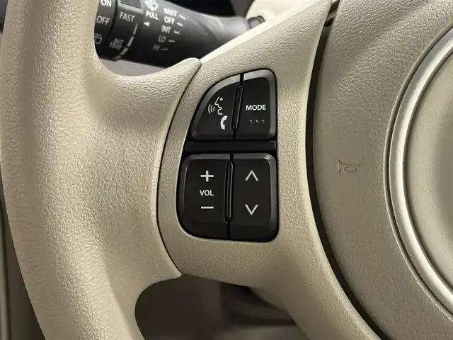 スズキ ラパン L 三重県 2024(令6)年 0.6万km オフブルーM ガソリン/FF/インパネCVT/カロッツェリア 7インチナビ AVIC-RW821-D/（FM/AM/TV/CD/DVD/Bluetooth/SD/USB/iPod/HDMI）/安全装備/・デュアルカメラブレーキサポート/・車線逸脱警報機能/・ふらつき警報機能/・誤発進抑制機能/・後方誤発進抑制機能/・リヤパーキングセンサー/・後退時ブレーキサポート/・標識認識機能（車両進入禁止、はみ出し通行禁止、最高速度、一時停止）/・ハイビームアシスト/など/装備/・シートヒーター（D）/・オートエアコン/・オートライトシステム/・LEDヘッドライト（ハイ/ロー）/・プッシュスタート/・ステアリングスイッチ/・電動格納ドアミラー/・純正ホイールキャップ＆14インチスチールホイール/・保/・スマートキーx1/など