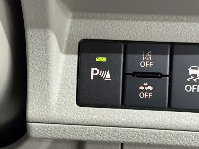 スズキ ラパン L 三重県 2024(令6)年 0.6万km オフブルーM ガソリン/FF/インパネCVT/カロッツェリア 7インチナビ AVIC-RW821-D/（FM/AM/TV/CD/DVD/Bluetooth/SD/USB/iPod/HDMI）/安全装備/・デュアルカメラブレーキサポート/・車線逸脱警報機能/・ふらつき警報機能/・誤発進抑制機能/・後方誤発進抑制機能/・リヤパーキングセンサー/・後退時ブレーキサポート/・標識認識機能（車両進入禁止、はみ出し通行禁止、最高速度、一時停止）/・ハイビームアシスト/など/装備/・シートヒーター（D）/・オートエアコン/・オートライトシステム/・LEDヘッドライト（ハイ/ロー）/・プッシュスタート/・ステアリングスイッチ/・電動格納ドアミラー/・純正ホイールキャップ＆14インチスチールホイール/・保/・スマートキーx1/など