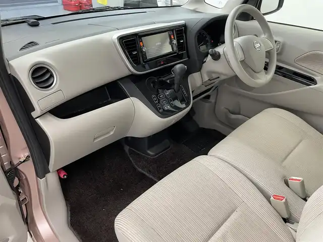 日産 デイズ ルークス X 滋賀県 2014(平26)年 2.4万km シルキーローズM 純正ナビ/CD/DVD/Bluetooth/フルセグテレビ/アラウンドビューモニター/両側パワースライドドア/ETC/プッシュスタート/スマートキー/純正フロアマット