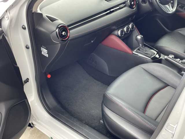 マツダ ＣＸ－３ XD ツーリング 兵庫県 2015(平27)年 7.9万km セラミックM ・純正ナビ（BT/USB)/・バックカメラ/・ETC/・スマートブレーキサポート/・クルーズコントロール/・ブラインドスポットモニター/・ヘッドアップディスプレイ/・ハーフレザーシート/・パドルシフト/・アイドリングストップ/・スマートキー/・純正18インチアルミホイール