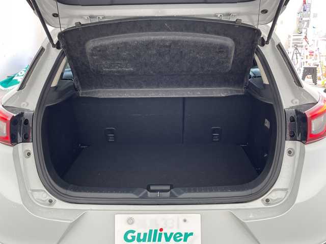 マツダ ＣＸ－３ XD ツーリング 兵庫県 2015(平27)年 7.9万km セラミックM ・純正ナビ（BT/USB)/・バックカメラ/・ETC/・スマートブレーキサポート/・クルーズコントロール/・ブラインドスポットモニター/・ヘッドアップディスプレイ/・ハーフレザーシート/・パドルシフト/・アイドリングストップ/・スマートキー/・純正18インチアルミホイール