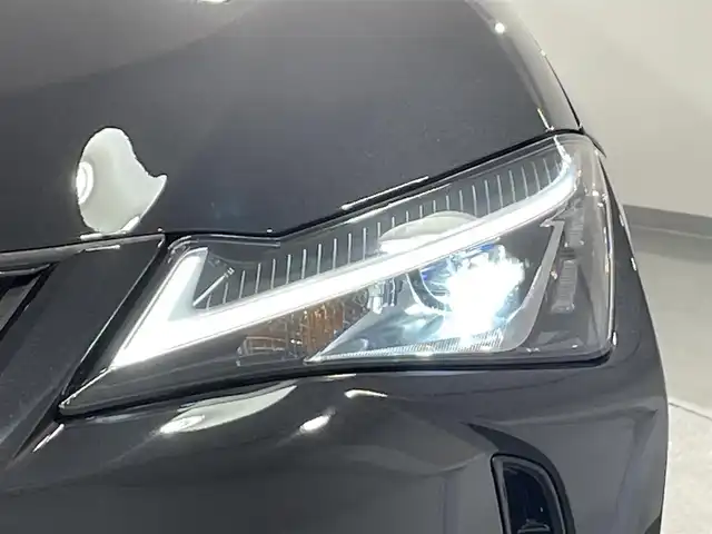 レクサス ＵＸ 250h ブラウンエディション 愛知県 2020(令2)年 2.5万km グラファイトブラックガラスフレーク 純正ナビ/CD/DVD/DTV/Bluetooth/USB/パノラミックビューモニター/ブラウンレザーシート/シートヒーター /パワーシート/メモリシート/ステアリングスイッチ/ステアリングヒーター/レーダークルーズコントロール/レーンキープ/クリアランスソナー/BSM/LEDオートライト/オートハイビーム/ビルトインETC/ドライブレコーダー /スマートキー/スペアキー /カードキー