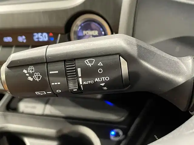 レクサス ＵＸ 250h ブラウンエディション 愛知県 2020(令2)年 2.5万km グラファイトブラックガラスフレーク 純正ナビ/CD/DVD/DTV/Bluetooth/USB/パノラミックビューモニター/ブラウンレザーシート/シートヒーター /パワーシート/メモリシート/ステアリングスイッチ/ステアリングヒーター/レーダークルーズコントロール/レーンキープ/クリアランスソナー/BSM/LEDオートライト/オートハイビーム/ビルトインETC/ドライブレコーダー /スマートキー/スペアキー /カードキー