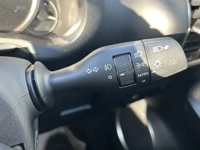 レクサス ＮＸ 300h Iパッケージ 兵庫県 2018(平30)年 5.7万km ソニッククォーツ 純正10.3型ナビ/・BT.TV.AM.FM/バック/サイドカメラ/レクサスセーフティセンス/・プリクラッシュセーフティ/・アダプティブクルーズコントロール/・レーンディパーチャーアラート/・オートマチックハイビーム/クリアランスソナー/3眼LEDヘッドライト/革巻きステアリング/ステアリングヒーター/テアリングスイッチ/パドルシフト/黒革シート/前席シートヒーター/前席パワーシート（メモリー付き）/パワーバックドア/電動パーキングブレーキ/オートブレーキホールド/レーダー探知機/ビルトインETC2.0/純正18インチアルミホイール/純正フロアマット/スペアキー1本/カードキー1枚