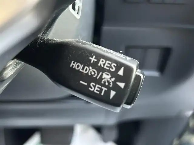 レクサス ＮＸ 300h Iパッケージ 兵庫県 2018(平30)年 5.7万km ソニッククォーツ 純正10.3型ナビ/・BT.TV.AM.FM/バック/サイドカメラ/レクサスセーフティセンス/・プリクラッシュセーフティ/・アダプティブクルーズコントロール/・レーンディパーチャーアラート/・オートマチックハイビーム/クリアランスソナー/3眼LEDヘッドライト/革巻きステアリング/ステアリングヒーター/テアリングスイッチ/パドルシフト/黒革シート/前席シートヒーター/前席パワーシート（メモリー付き）/パワーバックドア/電動パーキングブレーキ/オートブレーキホールド/レーダー探知機/ビルトインETC2.0/純正18インチアルミホイール/純正フロアマット/スペアキー1本/カードキー1枚