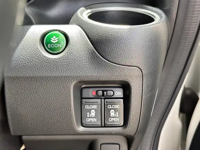 ホンダ Ｎ ＢＯＸ カスタム ターボ SSパッケージ 宮城県 2017(平29)年 8.8万km プレミアムホワイトパールⅡ シティブレーキアクティブシステム/純正8インチナビ（VXM-175VFEi）/・CD/DVD/・Bluetooth/・フルセグTV/バックカメラ/ビルトインETC/両側パワースライドドア/ハーフレザーシート/シートヒーター/革巻きステアリング/クルーズコントロール/パドルシフト/ステアリングスイッチ/HIDヘッドランプ/フォグランプ/オートライト/スマートキー/プッシュスタート/電動格納ミラー/純正15インチAW/純正フロアマット/ドアバイザー/W/サイド/カーテンエアバッグ