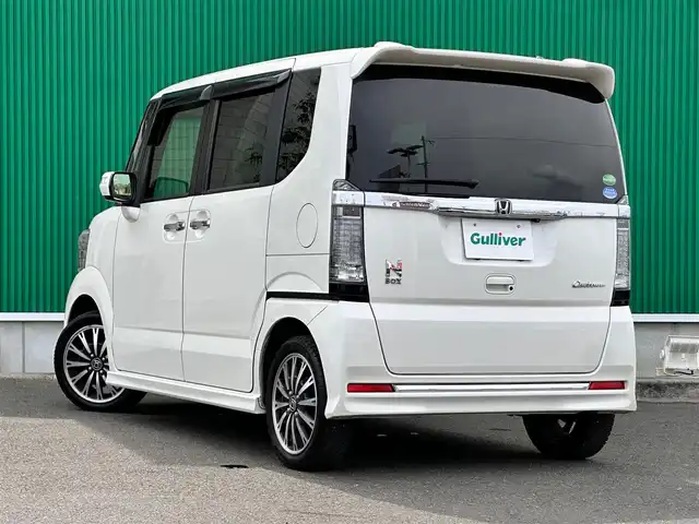 ホンダ Ｎ ＢＯＸ カスタム ターボ SSパッケージ 宮城県 2017(平29)年 8.8万km プレミアムホワイトパールⅡ シティブレーキアクティブシステム/純正8インチナビ（VXM-175VFEi）/・CD/DVD/・Bluetooth/・フルセグTV/バックカメラ/ビルトインETC/両側パワースライドドア/ハーフレザーシート/シートヒーター/革巻きステアリング/クルーズコントロール/パドルシフト/ステアリングスイッチ/HIDヘッドランプ/フォグランプ/オートライト/スマートキー/プッシュスタート/電動格納ミラー/純正15インチAW/純正フロアマット/ドアバイザー/W/サイド/カーテンエアバッグ