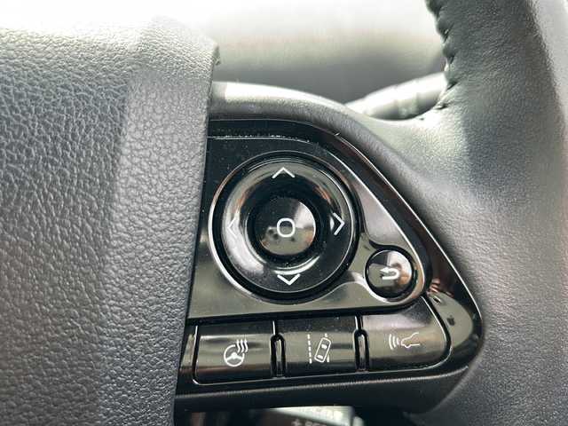トヨタ プリウス ＰＨＶ A ユーティリティプラス 福島県 2018(平30)年 2.8万km グレーメタリック 純正１１．６インチ縦型ナビ　フルセグ　バックＣ　Ｂｌｕｅｔｏｏｔｈ　シートヒーター　レーダークルーズ　デジタルミラー型ドラレコ　ＥＴＣ２．０　純正１５ＡＷ　ＡＣ１００Ｖ電源　オート４眼ＬＥＤライト