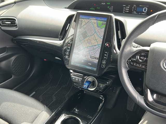 トヨタ プリウス ＰＨＶ A ユーティリティプラス 福島県 2018(平30)年 2.8万km グレーメタリック 純正１１．６インチ縦型ナビ　フルセグ　バックＣ　Ｂｌｕｅｔｏｏｔｈ　シートヒーター　レーダークルーズ　デジタルミラー型ドラレコ　ＥＴＣ２．０　純正１５ＡＷ　ＡＣ１００Ｖ電源　オート４眼ＬＥＤライト