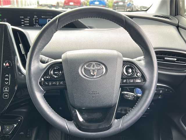 トヨタ プリウス ＰＨＶ A ユーティリティプラス 福島県 2018(平30)年 2.8万km グレーメタリック 純正１１．６インチ縦型ナビ　フルセグ　バックＣ　Ｂｌｕｅｔｏｏｔｈ　シートヒーター　レーダークルーズ　デジタルミラー型ドラレコ　ＥＴＣ２．０　純正１５ＡＷ　ＡＣ１００Ｖ電源　オート４眼ＬＥＤライト