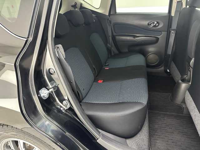 日産 ノート X DIG－S Vセレ +セーフ 兵庫県 2015(平27)年 8.5万km スーパーブラック 社外メモリナビ（Bluetooth/CD/DVD)/バックカメラ/アイドリングストップ/ドアバイザー/純正フロアマット/エマージェンシーブレーキ/LEDヘッドライト/フォグランプ/オートライト/スマートキー/プッシュスタート