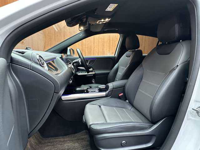 メルセデス・ベンツ Ｍ・ベンツ ＧＬＡ２００ｄ 4マチック AMGライン 千葉県 2022(令4)年 2.2万km デジタルホワイト ＡＭＧライン　/パノラマＳＲ　/グレーツートン革　/ＡＣＣ　/ナビ　/ＴＶ　/Ｂｌｕｅｔｏｏｔｈ接続　/３６０°シートヒーター　/電動リアゲート　/ＬＥＤヘッドライト　/オートハイビーム　/衝突軽減Ｂ　/ＢＳＭ　/ＬＫＡ