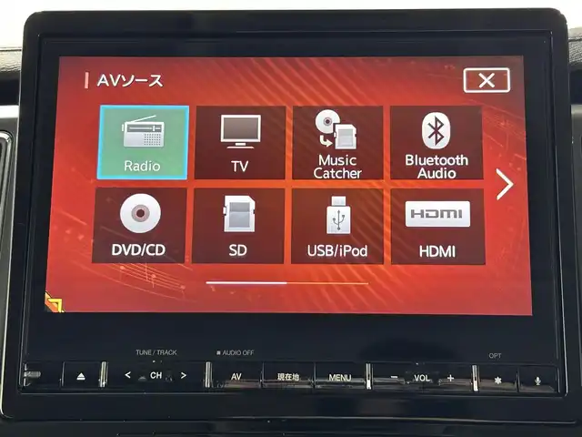 三菱 デリカＤ：５ P 佐賀県 2023(令5)年 1.5万km ホワイトダイヤモンド 純正10.1インチナビ/CD/DVD/Bluetooth/フルセグTV/全方位カメラ/両側パワースライドドア/衝突軽減ブレーキ/横滑り防止/車線逸脱防止装置/ブラインドスポットモニター/ETC/前方ドライブレコーダー/ステアリングヒーター/電動パワーバックドア/パドルシフト/ウィンカーミラー/LEDヘッドライト/フォグランプ/純正18インチアルミホイール/パワーシート/追従付きクルーズコントロール/ステアリングリモコン/ダブルエアコン/合皮シートカバー
