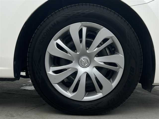 マツダ マツダ２ 15S 埼玉県 2020(令2)年 0.6万km スノーフレイクホワイトパールマイカ 純正ナビ　Ａｐｐｌｅ　Ｃａｒ　Ｐｌａｙ　Ｂｌｕｅｔｏｏｔｈ　衝突軽減システム　オートハイビーム　コーナーセンサー プッシュスタート BSM アイドリングストップ 純正LEDヘッドライト ETC