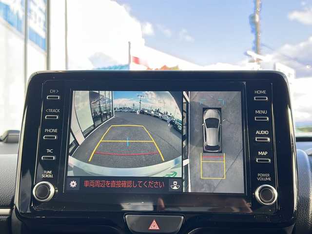 トヨタ ヤリス ハイブリッド G 山形県 2020(令2)年 2.1万km シルバーM トヨタセーフティーセンス/レーダークルーズコントロール/プリクラッシュセーフティーサポートシステム/パーキングアシスト/レーンキープアシスト/前後コーナーセンサー/純正ナビ/（Bluetooth/AM/FM/USB)/前後純正ドライブレコーダー/全方位カメラ/オートLEDヘッドライト/オートマッチクハイビーム/ビルトインETC/電動格納ミラー/ウィンカーミラー/スマートキー×2/純正フロアマット/ドアバイザー