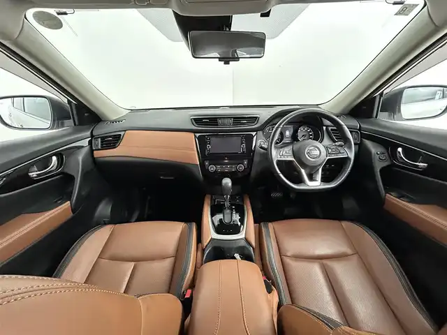 日産 エクストレイル 20Xi レザーエディション 道央・札幌 2020(令2)年 6.2万km ブリリアントホワイトパール ・ワンオーナー/・４WD/・純正SDナビ/　BT/CD/DVD/USB/SD/iPod/AUX/フルセグ/・ビルトインETC/・純正前方ドライブレコーダー/・全方位カメラ/・デジタルインナーミラー/・プロパイロット/・レーダークルーズコントロール/・衝突軽減ブレーキ/・横滑り防止/・レーンキープアシスト/・ダウンヒルアシストコントロール/・前後コーナーセンサー/・電動リアゲート/・レザーシート/・前席シートヒーター/・前席パワーシート/・LEDヘッドライト/・オートライト/・オートマチックハイビーム/・ヘッドライトレベライザー/・プッシュスタート/・スマートキー/・取扱説明書/・保証書