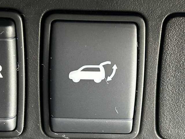 日産 エクストレイル 20Xi レザーエディション 道央・札幌 2020(令2)年 6.2万km ブリリアントホワイトパール ・ワンオーナー/・４WD/・純正SDナビ/　BT/CD/DVD/USB/SD/iPod/AUX/フルセグ/・ビルトインETC/・純正前方ドライブレコーダー/・全方位カメラ/・デジタルインナーミラー/・プロパイロット/・レーダークルーズコントロール/・衝突軽減ブレーキ/・横滑り防止/・レーンキープアシスト/・ダウンヒルアシストコントロール/・前後コーナーセンサー/・電動リアゲート/・レザーシート/・前席シートヒーター/・前席パワーシート/・LEDヘッドライト/・オートライト/・オートマチックハイビーム/・ヘッドライトレベライザー/・プッシュスタート/・スマートキー/・取扱説明書/・保証書