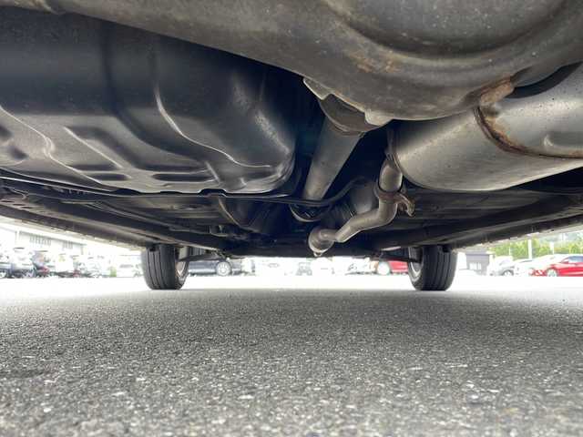 スズキ ワゴンＲ スティングレー HYBRID X 岩手県 2018(平30)年 3.8万km ピュアホワイトP ワンオーナー/社外ディスプレイオーディオ/AM/FM/CD/DVD/Bluetooth/バックカメラ/ドライブレコーダー/衝突被害軽減ブレーキ/レーンキープアシスト/横滑り防止装置/アイドリングストップ/シートヒーター/オートライト/LEDヘッドライト/フォグランプ/スマートキー/プッシュスタート/電動格納ミラー/純正１４インチAW/純正フロアマット/純正ドアバイザー/エンジンスターター/ヘッドアップディスプレイ