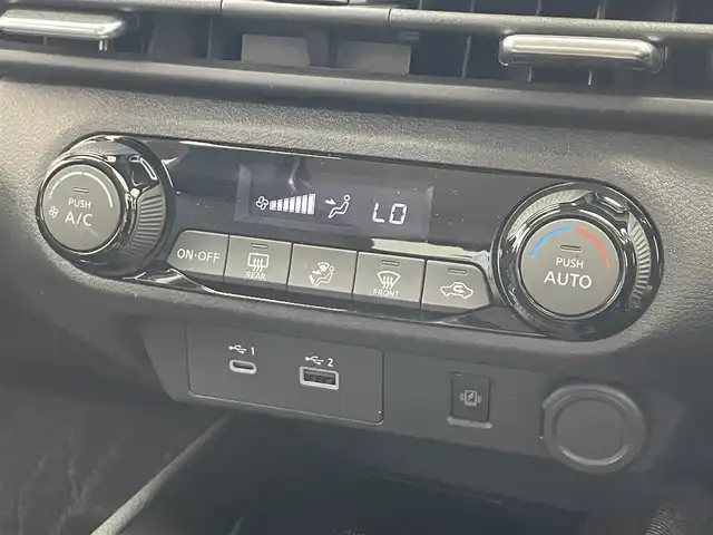 日産 オーラ G レザーエディション 滋賀県 2023(令5)年 1.2万km 黒 純正9インチナビ/Bluetooth/USB/AppleCarPlay/フルセグテレビ/アラウンドビューモニター/プロパイロット/全方位運転支援システム/・インテリジェントエマージェンシーブレーキ/・踏み間違い衝突防止アシスト/・標識検知機能/・前方衝突予測警報/・車線逸脱警報/・ふらつき警報/・車線逸脱防止支援システム/・エマージェンシーストップシグナル/インテリジェントルームミラー/ビルトインETC2.0/ドライブレコーダー/置くだけ充電/BOSEサウンドシステム/LEDヘッドライト/オートライト/プシュスタート/スマートキー