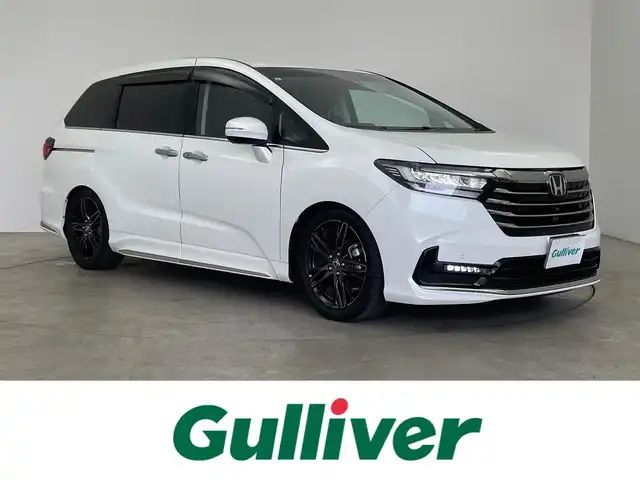 ホンダ オデッセイ アブソルート EX 埼玉県 2021(令3)年 2.2万km プラチナホワイトパール 純正１０インチナビ　フリップダウンモニター　マルチビューカメラ　ＢＳＭ　ビルトインＥＴＣ２．０　前後ドライブレコーダー　ホンダセンシング　アダクティブクルーズコントロール　シートヒーター　ＨＤＭＩ