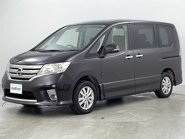 日産 セレナ ハイウェイスター 道央・札幌 2013(平25)年 7.1万km オーロラモーヴ ・4WD/・純正ナビCD&DVD&BT/・バックカメラ/・両側パワースライドドア/・クルーズコントロール/・横滑り防止装置/・ビルトインETC/・純正フロアマット/・HIDヘッドライト/・フォグランプ/・オートライト/・スマートキー/・純正エンジンスターター/・社外スタッドレスタイヤ積込