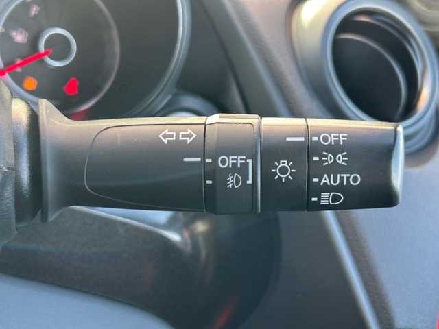 ホンダ シビック タイプR 和歌山県 2016(平28)年 9.1万km チャンピオンシップホワイト 純正7インチナビ/Bluetooth/USB/バックカメラ/ETC2.0/前後ドライブレコーダー/クルーズコントロール/革巻きステアリング/ステアリングスイッチ/LEDヘッドライト/フォグランプ/オートライト/純正19インチAW/純正フロアマット/プッシュスタート/スマートキー/スペアキー/取扱説明書