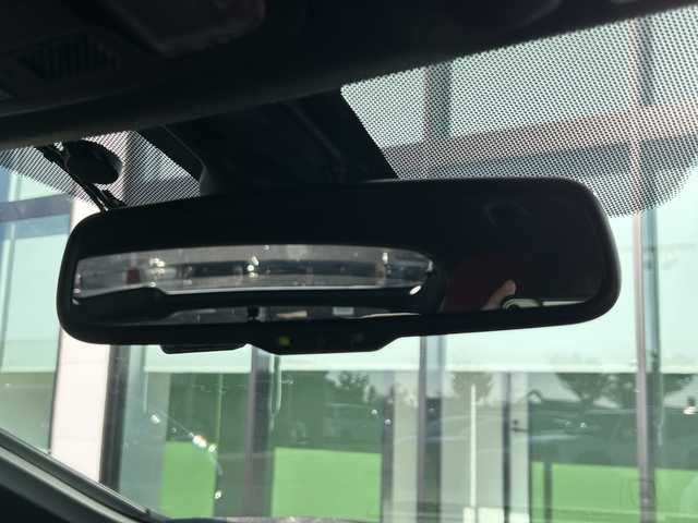 ホンダ シビック タイプR 和歌山県 2016(平28)年 9.1万km チャンピオンシップホワイト 純正7インチナビ/Bluetooth/USB/バックカメラ/ETC2.0/前後ドライブレコーダー/クルーズコントロール/革巻きステアリング/ステアリングスイッチ/LEDヘッドライト/フォグランプ/オートライト/純正19インチAW/純正フロアマット/プッシュスタート/スマートキー/スペアキー/取扱説明書