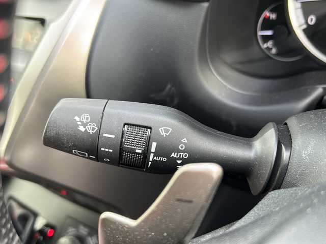 レクサス ＮＸ 300 Fスポーツ 福岡県 2020(令2)年 2万km ホワイトノーヴァガラスフレーク メーカーナビ/【AM/FM/CD/DVD/SD/USB/BT/フルセグTV】/アラウンドビューモニター/サンルーフ/3眼LEDヘッドライト/レクサスセーフティ・レーダークルーズコントロール/ブラインドスポットモニター/パワーバックドア/前席シートヒーター＆エアシート/前席パワーシート/ステアリングヒーター/パドルシフト/ステアリングスイッチ/電動格納ミラー/電動パーキングブレーキ/置くだけ充電