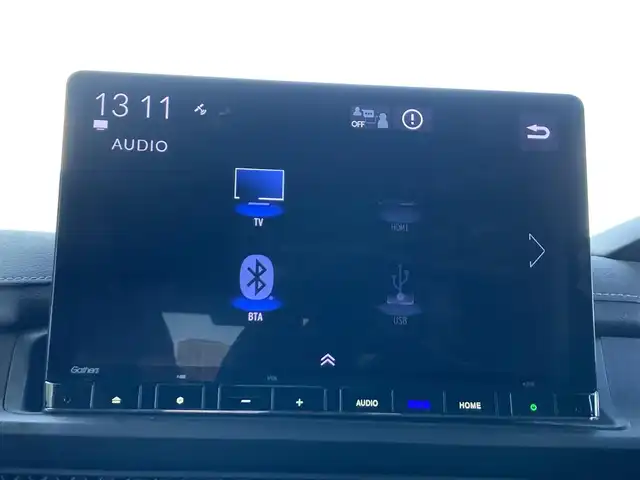 ホンダ ステップワゴン スパーダ eHEV 香川県 2022(令4)年 7.3万km プラチナホワイトパール 純正11.4型ナビ/フルセグTV/純正15.6型リア席モニター/両側パワースライドドア/マルチビューカメラ/ビルトインETC/アダプティブクルーズコントロール/ホンダセンシング/・衝突被害軽減ブレーキ/・車線逸脱防止支援/・前後誤発進抑制/・ブラインドスポットインフォメーション/・標識認識/・オートハイビーム/LEDヘッドランプ/革巻きステアリング/パドルシフト/合皮/撥水加工ファブリックコンビシート/前席シートヒーター/2列目キャプテンシート/オットマン/純正16インチアルミホイール/スマートキー/プッシュエンジンスタート/禁煙車