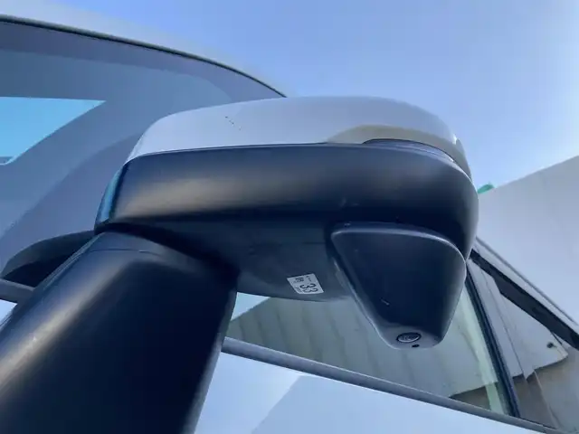 ホンダ ステップワゴン スパーダ eHEV 香川県 2022(令4)年 7.3万km プラチナホワイトパール 純正11.4型ナビ/フルセグTV/純正15.6型リア席モニター/両側パワースライドドア/マルチビューカメラ/ビルトインETC/アダプティブクルーズコントロール/ホンダセンシング/・衝突被害軽減ブレーキ/・車線逸脱防止支援/・前後誤発進抑制/・ブラインドスポットインフォメーション/・標識認識/・オートハイビーム/LEDヘッドランプ/革巻きステアリング/パドルシフト/合皮/撥水加工ファブリックコンビシート/前席シートヒーター/2列目キャプテンシート/オットマン/純正16インチアルミホイール/スマートキー/プッシュエンジンスタート/禁煙車