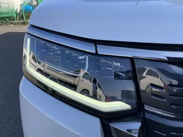 ホンダ ステップワゴン スパーダ eHEV 香川県 2022(令4)年 7.3万km プラチナホワイトパール 純正11.4型ナビ/フルセグTV/純正15.6型リア席モニター/両側パワースライドドア/マルチビューカメラ/ビルトインETC/アダプティブクルーズコントロール/ホンダセンシング/・衝突被害軽減ブレーキ/・車線逸脱防止支援/・前後誤発進抑制/・ブラインドスポットインフォメーション/・標識認識/・オートハイビーム/LEDヘッドランプ/革巻きステアリング/パドルシフト/合皮/撥水加工ファブリックコンビシート/前席シートヒーター/2列目キャプテンシート/オットマン/純正16インチアルミホイール/スマートキー/プッシュエンジンスタート/禁煙車