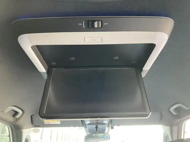 ホンダ ステップワゴン スパーダ eHEV 香川県 2022(令4)年 7.3万km プラチナホワイトパール 純正11.4型ナビ/フルセグTV/純正15.6型リア席モニター/両側パワースライドドア/マルチビューカメラ/ビルトインETC/アダプティブクルーズコントロール/ホンダセンシング/・衝突被害軽減ブレーキ/・車線逸脱防止支援/・前後誤発進抑制/・ブラインドスポットインフォメーション/・標識認識/・オートハイビーム/LEDヘッドランプ/革巻きステアリング/パドルシフト/合皮/撥水加工ファブリックコンビシート/前席シートヒーター/2列目キャプテンシート/オットマン/純正16インチアルミホイール/スマートキー/プッシュエンジンスタート/禁煙車