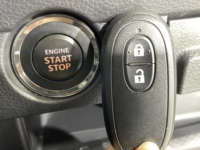 スズキ ハスラー G 広島県 2016(平28)年 4.7万km クールカーキPM 純正ナビ　/前席シートヒーター　/フルセグＴＶ　/スマートキー　/レーダーブレーキサポート　/アイドリングストップ　/純正フロアマット　/純正ＥＴＣ　/ＤＶＤ　/エンジンプッシュスタートボタン　/Ｂｌｕｅｔｏｏｔｈ/エアバック（運転席/助手席）