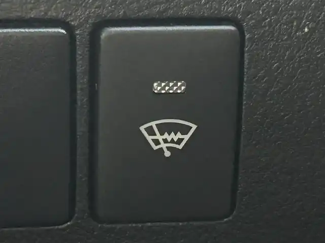 トヨタ アルファード SC 道央・札幌 2018(平30)年 2.3万km ホワイトパールクリスタルシャイン ・ワンオーナー/・４WD/・寒冷地仕様/・アルパイン11インチナビゲーション/　CD/DVD/フルセグ/SD/BT/・社外フリップダウンモニター/・純正ビルトインETC/・バックカメラ/・両側パワースライドドア/・パワーバックドア/・プリクラッシュセーフティ/・レーダークルーズコントロール/・横滑り防止装置/・前後コーナーセンサー/・レーンキープアシスト/・ロードサインアシスト/・先行車発進通知/・オートブレーキホールド/・１００V充電/・前席パワーシート/・レザーシート/・前席シートヒーター/エアシート/・ステアリングヒーター/・オットマン/・オートライト/・オートマチックハイビーム/・LEDヘッドライト/・フロントフォグライト/・純正フロアマット　（助手席/2列目一部欠品）/・スマートキー/・プッシュスタート/・純正AW18インチ/・nanoe