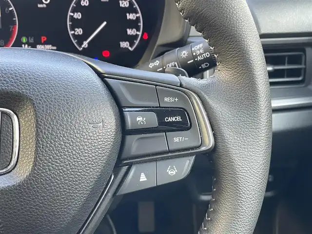 ホンダ ＷＲ－Ｖ Z+ 東京都 2024(令6)年 0.7万km メテオロイドグレーメタリック 純正ナビ　/フルセグＴＶ　Ｂｌｕｅｔｏｏｔｈ　/ＵＳＢ　/ＡｐｐｌｅＣａｒＰｌａｙ　/バックカメラ　/ドラレコ　/追従型クルーズコントロールシステム　/ＥＴＣ　/純正フロアマット　/純正アルミホイール　/パドルシフト/ABS/横滑り防止装置/盗難防止装置/オートライト