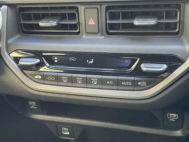 ホンダ ＷＲ－Ｖ Z+ 東京都 2024(令6)年 0.7万km メテオロイドグレーメタリック 純正ナビ　/フルセグＴＶ　Ｂｌｕｅｔｏｏｔｈ　/ＵＳＢ　/ＡｐｐｌｅＣａｒＰｌａｙ　/バックカメラ　/ドラレコ　/追従型クルーズコントロールシステム　/ＥＴＣ　/純正フロアマット　/純正アルミホイール　/パドルシフト/ABS/横滑り防止装置/盗難防止装置/オートライト