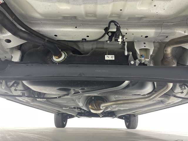 スズキ ハスラー Jスタイル Ⅱ 神奈川県 2023(令5)年 0.6万km ピュアホワイトパール/ウッディブラウン2トーンルーフ 純正メモリーナビ/Bluetooth・CD・DVD・フルセグTV・USB・iPod・AppleCarPlay/全方位モニター/セーフティーサポート/クルーズコントロール/シートヒーター/スペアキー1本/スマートキー/ルーフレール/純正15インチアルミホイール/コーナーセンサー/LEDヘッドライト/オートマチックハイビーム/横滑り防止装置/盗難防止装置/衝突被害軽減システム