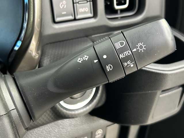 スズキ ハスラー Jスタイル Ⅱ 神奈川県 2023(令5)年 0.6万km ピュアホワイトパール/ウッディブラウン2トーンルーフ 純正メモリーナビ/Bluetooth・CD・DVD・フルセグTV・USB・iPod・AppleCarPlay/全方位モニター/セーフティーサポート/クルーズコントロール/シートヒーター/スペアキー1本/スマートキー/ルーフレール/純正15インチアルミホイール/コーナーセンサー/LEDヘッドライト/オートマチックハイビーム/横滑り防止装置/盗難防止装置/衝突被害軽減システム