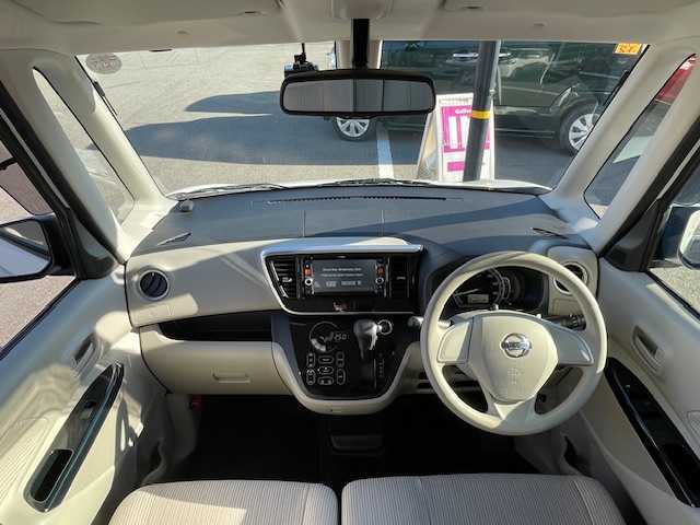 日産 デイズ ルークス X Vセレ +SeftyⅡ 宮城県 2014(平26)年 2.4万km ホワイトパール 登録時走行距離24021km/SDナビ/フルセグTV/CD/DVD/Bluetooth/全方位カメラ/横滑り防止装置/衝突軽減ブレーキ/ドライブレコーダー/片側パワースライドドア/純正フロアマット/コーナーセンサー/フルフラットシート