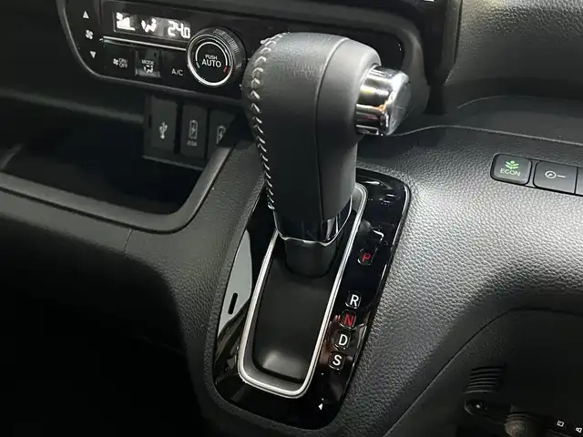 ホンダ Ｎ ＢＯＸ カスタム G EX ターボ ホンダセンシング 滋賀県 2019(令1)年 0.5万km プレミアムベルベットパープル・パール 純正9インチナビ/Bluetooth/CD/DVD/USB/フルセグTV/ホンダセンシング/バックカメラ/追従クルーズコントロール/両側パワースライドドア/アイドリングストップ/シートヒーター/ハーフレザー/MTモード付AT/LEDヘッドライト/オートハイビーム/ステアリングリモコン/前後ドライブレコーダー/ビルトインETC/プッシュスタート/スマートキー