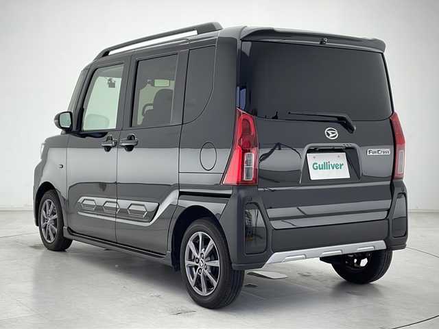 ダイハツ タント ファンクロス 千葉県 2022(令4)年 5万km ブラックマイカメタリック 純正ディスプレイオーディオ/・BT USB フルセグTV AppleCarPlay AndroidAuto/衝突軽減ブレーキ/レーンキープアシスト/両側パワースライドドア/前席シートヒーター/電動パーキング/オートブレーキホールド/前後ドライブレコーダー/ETC/充電用Type-A/コーナーセンサー/ルーフレール/シートバックテーブル/リアサンシェード/アイドリングストップ/ヘッドライトレベライザー/LEDヘッドライト/LEDフォグランプ/オートライト/オートハイビーム/スマートキー/スペアキー