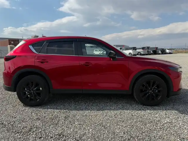 マツダ ＣＸ－５ XD ブラックトーンエディション 富山県 2022(令4)年 2.5万km ソウルレッドクリスタルM 〇純正ナビ/〇フルセグTV/〇バックカメラ/〇360°ビューモニター/〇ETC/〇ドライブレコーダー/〇サンルーフ/〇パワーバックドア/〇アドバンスドスマートシティブレーキ/〇レーダークルーズコントロール/〇ブラインドスポットモニター/〇アダプティブLEDヘッドランプ/〇オートライト/〇フォグランプ/〇純正19インチアルミ/〇革巻きステアリング/〇パドルシフト/〇ステアリングヒーター/〇合皮/グランリュクスコンビシート/〇パワーシート/〇シートヒーター/〇アドバンスドキーレス/〇禁煙車